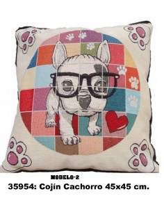 COJINES FIGURAS BORDADAS 2